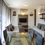 3 Bedroom Amazing In 아파트 *